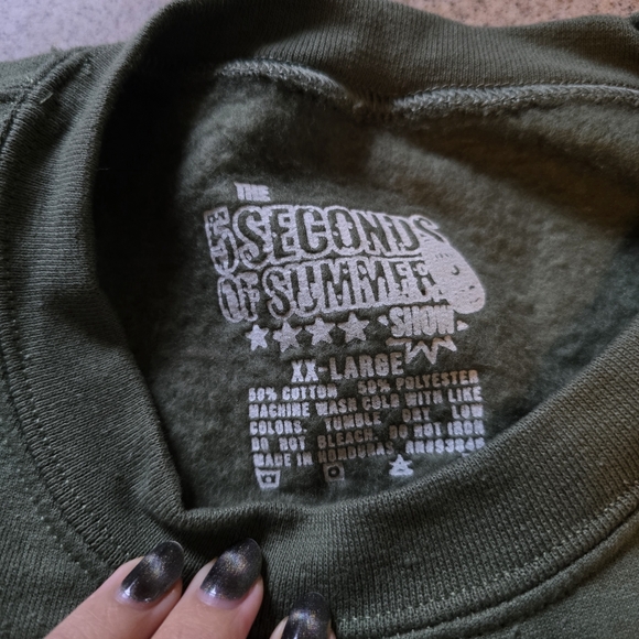 5sos 2023 tour crewneck - Picture 8 of 8
